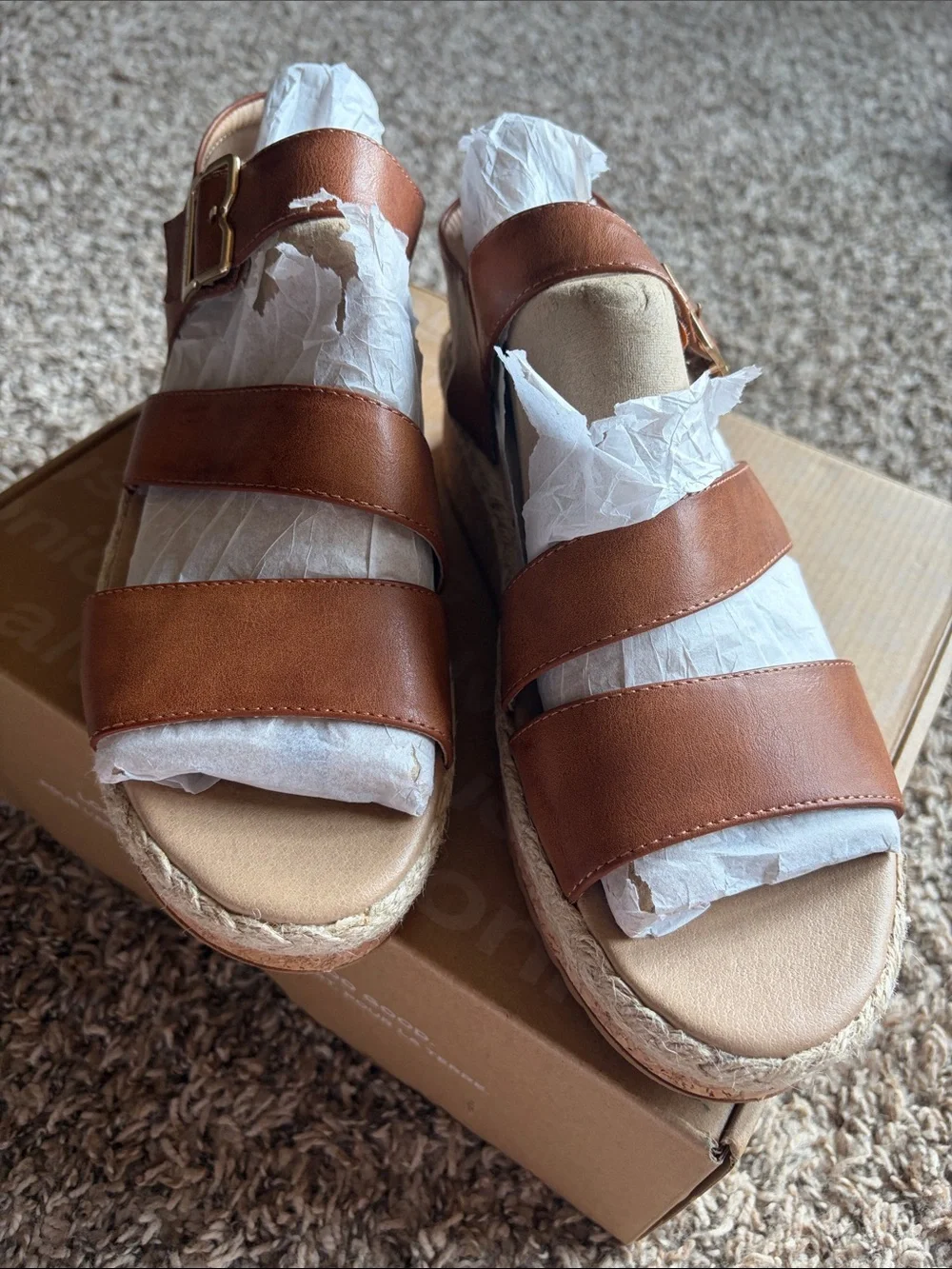 NIB Dr. Scholl's Ellie Espadrille Sandals in Honey Color- Size 9